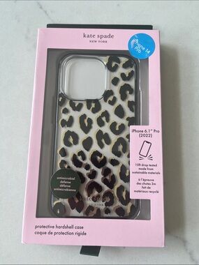 kate spade New York Leopard Print iPhone 14 Pro Case